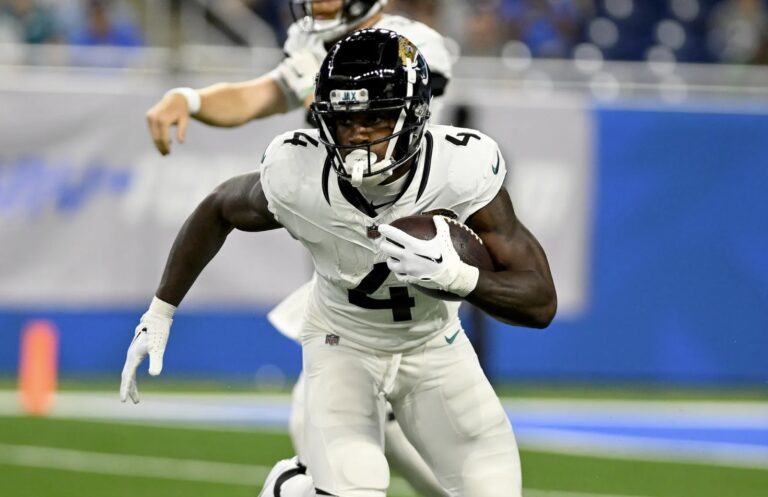 9 Players to Stash in Fantasy Football Entering Week 10